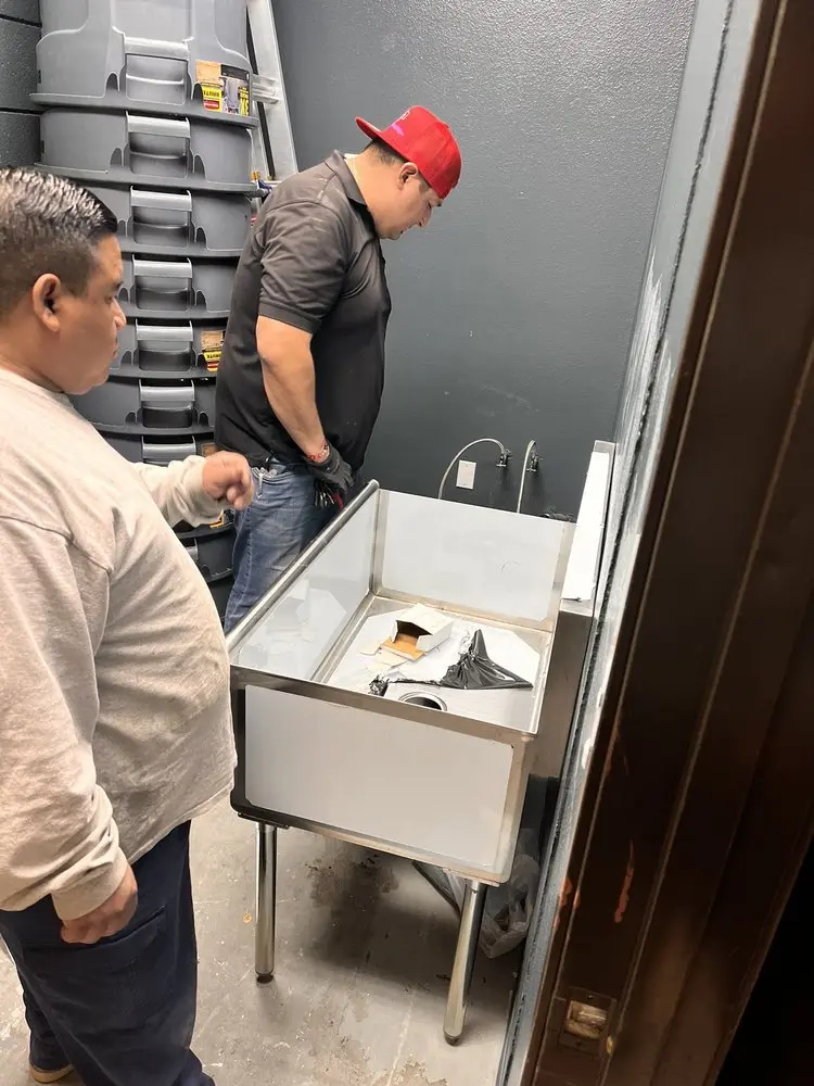 Commercial plumbing and sink installation in Del Rio